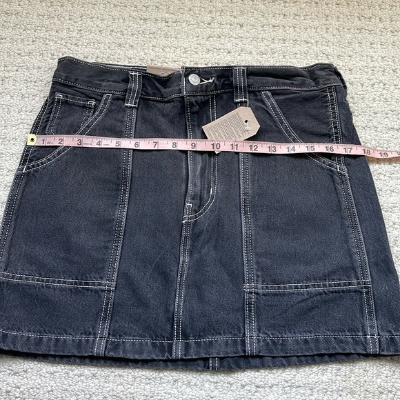 Levi’s NWT Denim Carpenter Skirt in Black Size 29 NEW - Picture 11 of 13